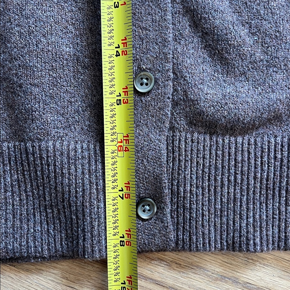 Old Navy Women's Brown Button-Front Knit Cardigan - Picture 5 of 5